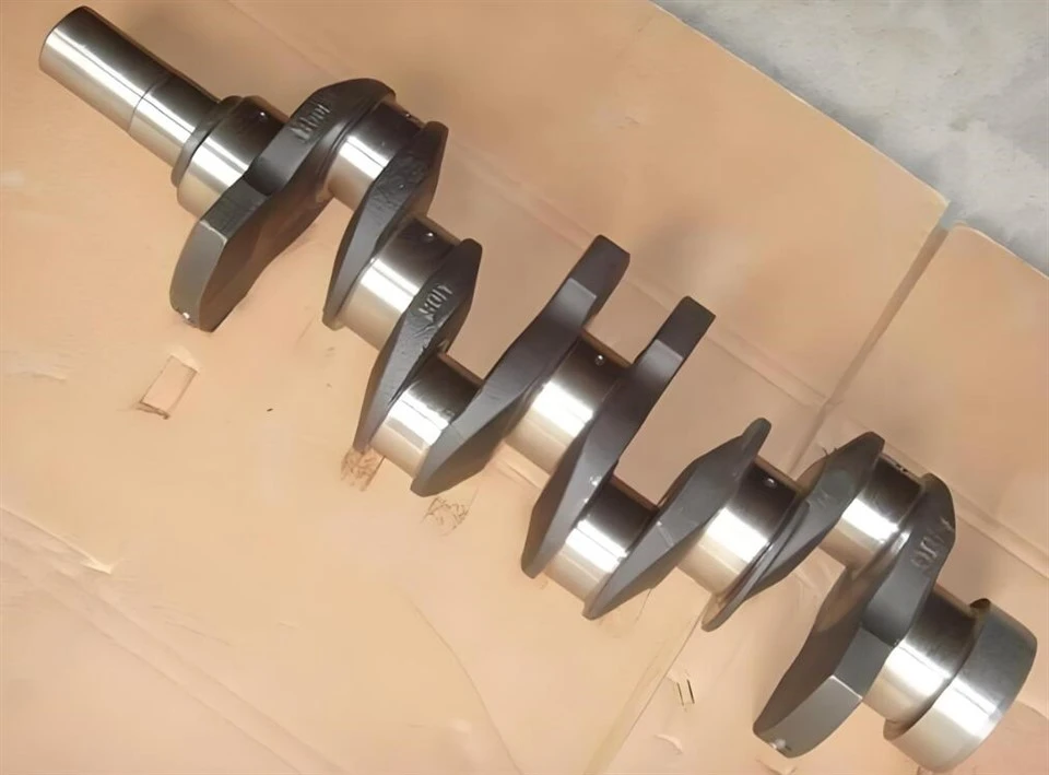 Crankshaft tíotáiniam brionnaithe